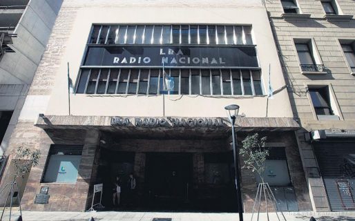 Paro total contra los despidos: Radio Nacional, «fuera de sistema»