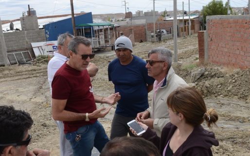 El Municipio continúa reparando la trama vial en el barrio Castelli