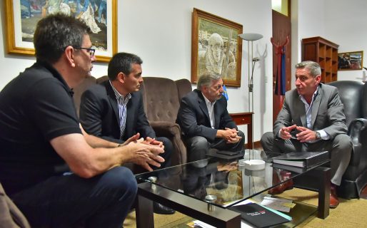 Arcioni recibió a Aranguren en la Casa de Gobierno