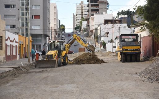 Reconstruyen las calles más antiguas del casco céntrico