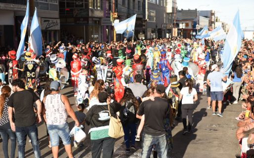 El intendente confirmó que habrá desfile de murgas en los Carnavales 2021