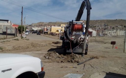 Limpian sumideros y pluviales en zona norte y sur