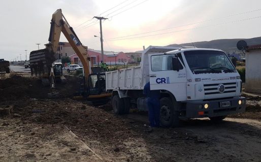 El Municipio asiste a la SCPL en la reparación de la rotura del Acueducto