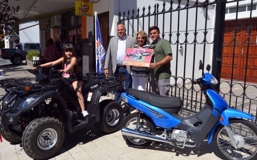 El Telebingo entregó vehículos en Trelew