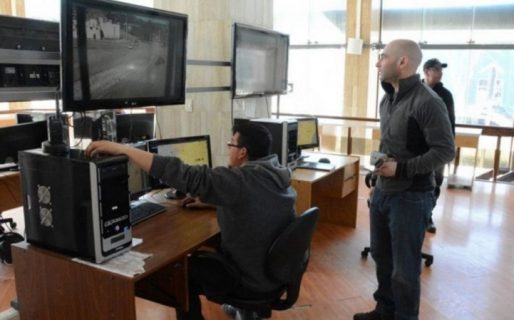 Massoni presentó una denuncia por la compra de cámaras