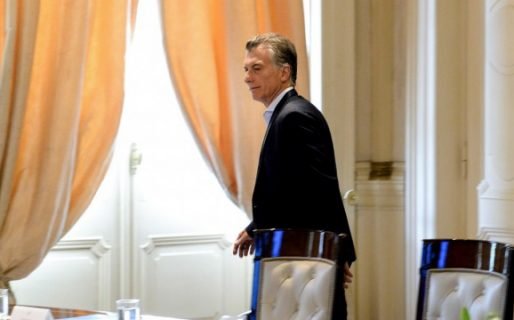 Macri debe encontrar un equilibrio entre la caída en encuestas y el ajuste