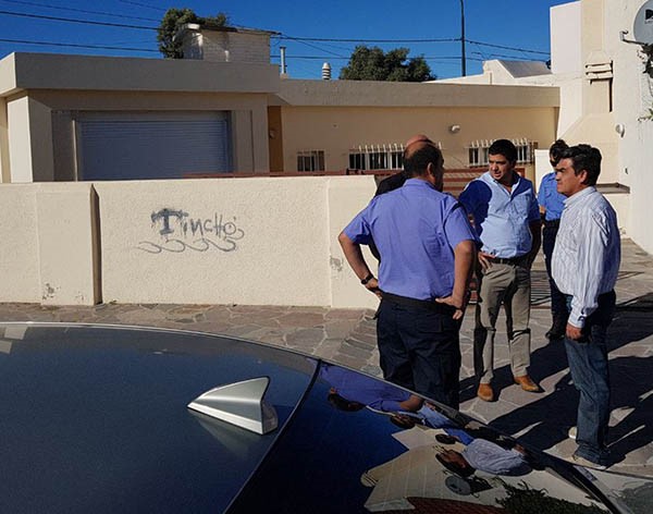 Hallaron varias chequeras en blanco con la firma de Das Neves