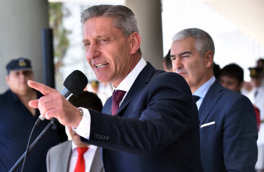Arcioni: «No vamos a proteger absolutamente a nadie»