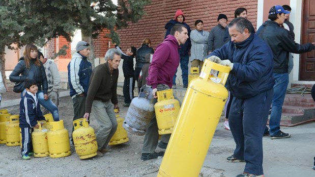 Surgas aumentó 20% el precio de las garrafas