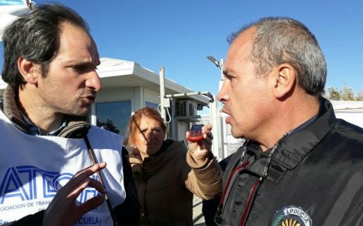 Los docentes analizan tomar la playa de tanques