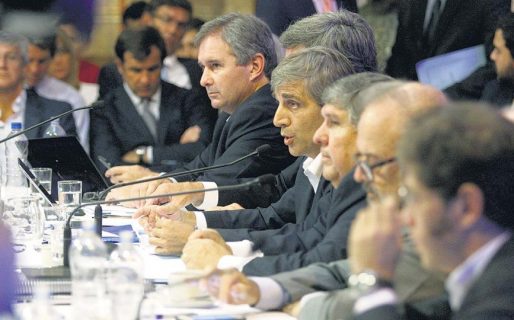 Caputo: Un champion en tirar la pelota afuera