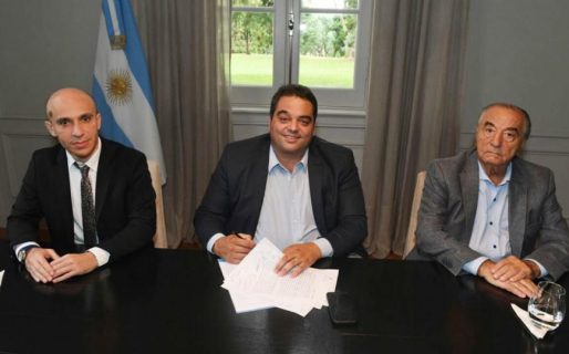 Acuerdo con Comercio por 1000 retiros voluntarios