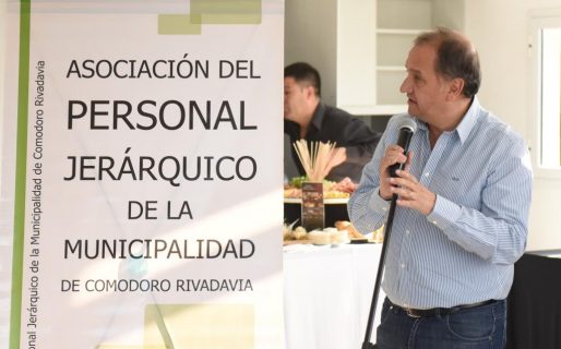 Linares acompañó la asunción de la nueva Comisión Directiva del APJ