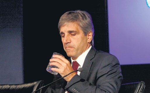 Un ministerio ciento por ciento offshore