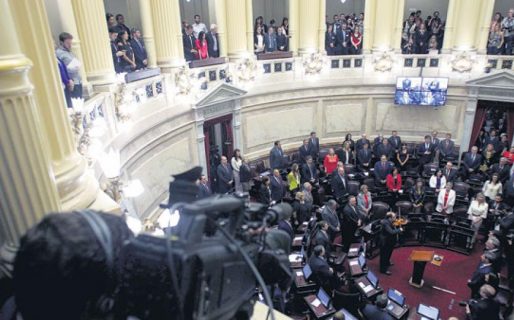 Nación apura a gobernadores y legisladores para evitar el veto presidencial