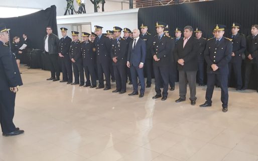 Realizaron el acto de ascensos de la Policía en el Centro Cultural