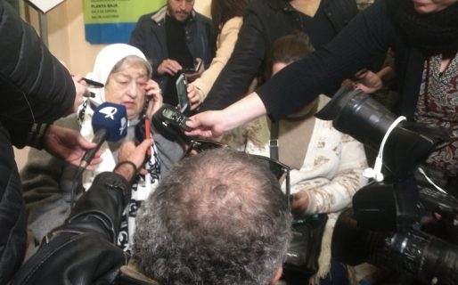 Madres de Plaza de Mayo le pidieron a Arcioni que Jones Huala pueda celebrar el Año Nuevo Mapuche