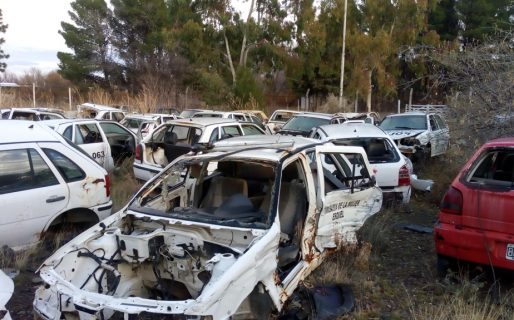 Chubut implementa un programa de compactación y disposición final de automóviles en desuso