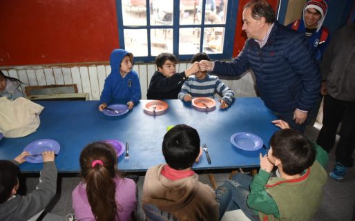 Linares: «nos duele que los chicos no puedan alimentarse en sus hogares»