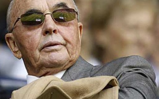 Río Negro: Lewis exime impuestos en su campo en Lago Escondido porque genera hidroelectricidad