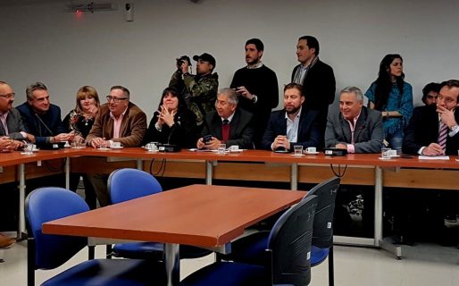 Masivo rechazo patagónico al recorte de asignaciones