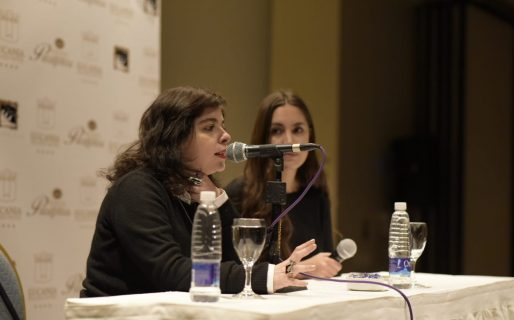 Feria del Libro: la escritora Mariana Enríquez presentó «Este es el mar» y «Las cosas que perdimos en el fuego»