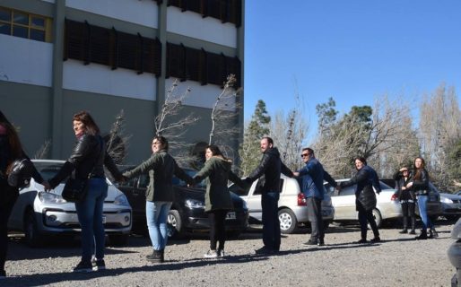 Acampe de estudiantes en la UNPSJB hasta el jueves en defensa de la educación pública
