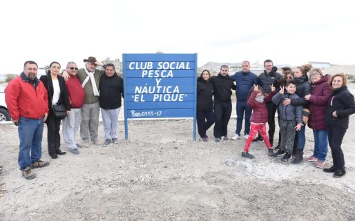 El Municipio entregó 200 mil pesos al Club de Pesca “El Pique”