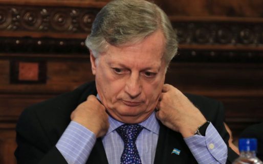 Aranguren aumentó en $ 11 millones sus fondos en el exterior