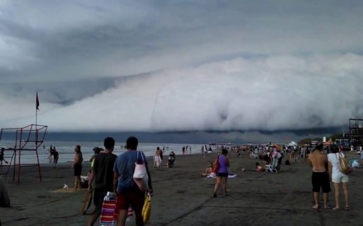 La «tormenta»: Devaluación del 80% e inflación del 40%