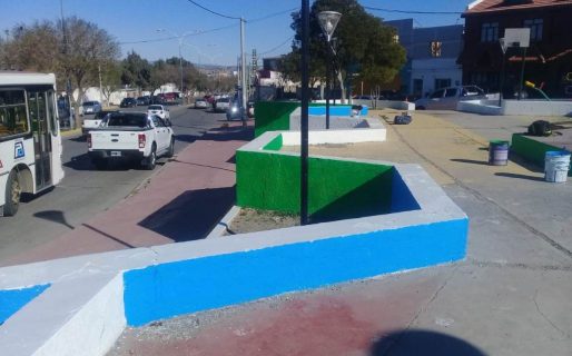 Continúan las tareas de embellecimiento de espacios públicos