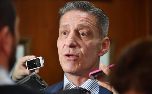 Arcioni le aceptó la renuncia a Bortagaray