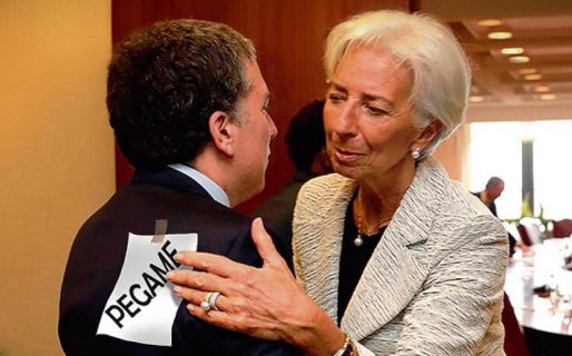 En medio de la corrida, el FMI suspendió el desembolso del lunes