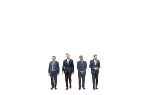 El “relanzamiento” oficial empezó con un doble fracaso