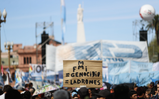 La Plaza y el Presidente, una pantalla dividida