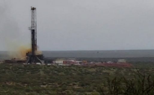 Impresionante fuga de gas en un yacimiento de Vaca Muerta