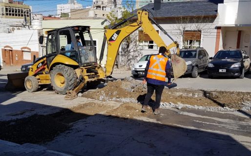 El plan de bacheo comprende más de 10 frentes de trabajos