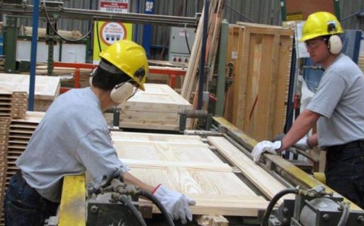 Estiman que salarios caerán un 11% durante 2018 por la brusca devaluación