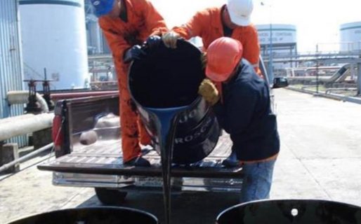 Más presión para las naftas: El petróleo Brent tocó máximo de octubre de 2014