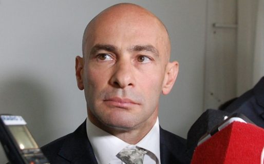 “Lo que realizaron ayer los diputados fue un golpe institucional”