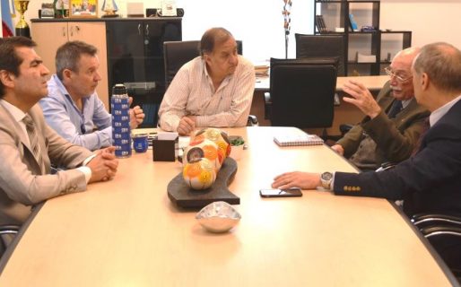 Linares recibió a Guillermo Jones