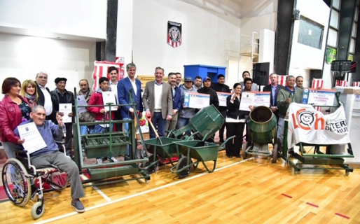 “Estamos reactivando la obra pública en toda la provincia”