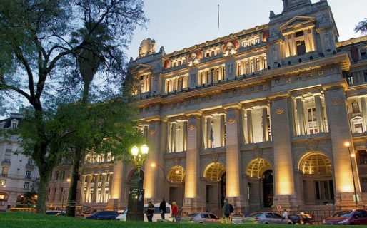 Unos conjueces amigos de la casa