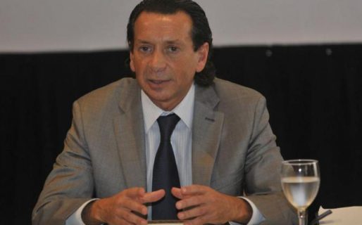 Según el Gobierno, el aumento de las naftas tendrá un traslado a precios «mucho menor»