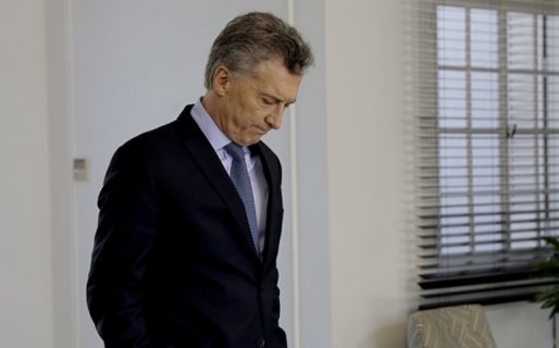Con la Argentina oficialmente en recesión, a Macri le costará levantar su imagen