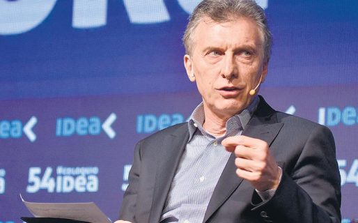 Con la idea fija de ir contra Aerolíneas