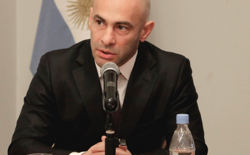 Massoni: “El decreto ya tiene principio de ejecutividad”