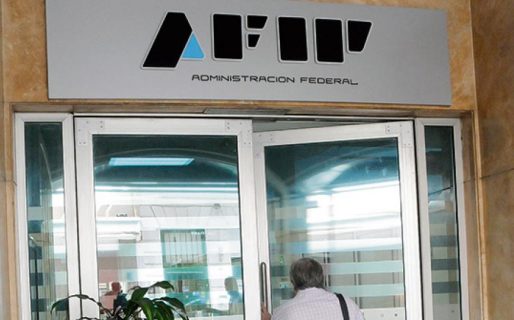 Para el déficit cero, hasta los despedidos pagan