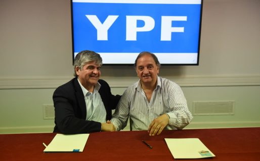 El Municipio firmó la adhesión al “Sistema YPF”