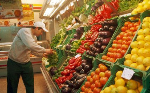 Los precios en góndola superan un 525% lo que cobra el productor